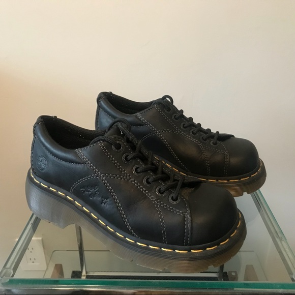 Dr Martens Shoes Dr Martens 22 Floral 6eye Oxfords Poshmark Dr Martens Shoes Dr Martens 22 Floral 6eye Oxfords Poshmark